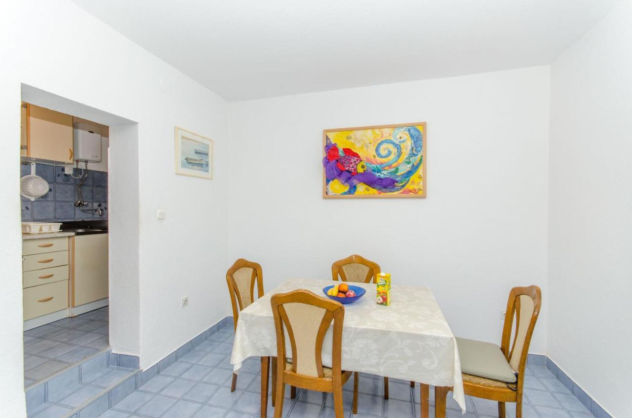 Apartment Vitaic Supetar Eksteriør bilde